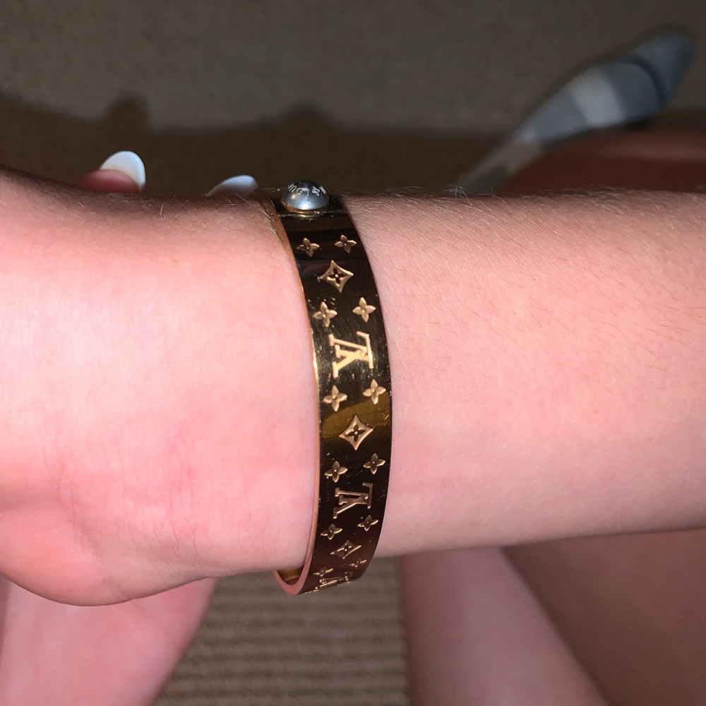 Loui Vuitton Cuff Gold